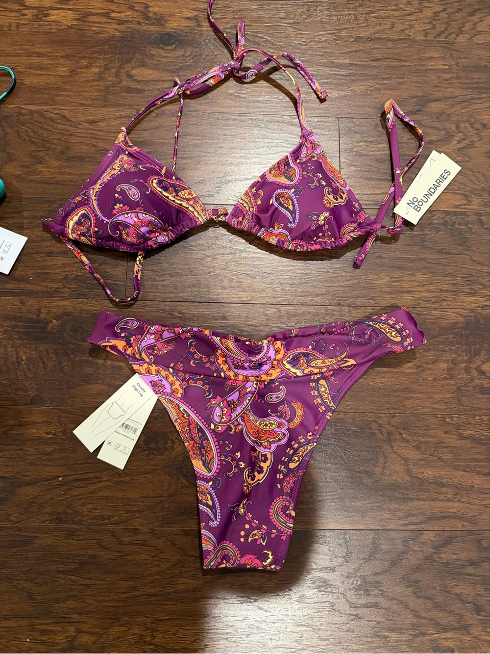No Boundaries Purple Paisley Tie Triangle Bikini Set |New | Medium